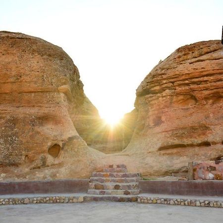ホテル Petra Spirit Camp Al Hayy エクステリア 写真